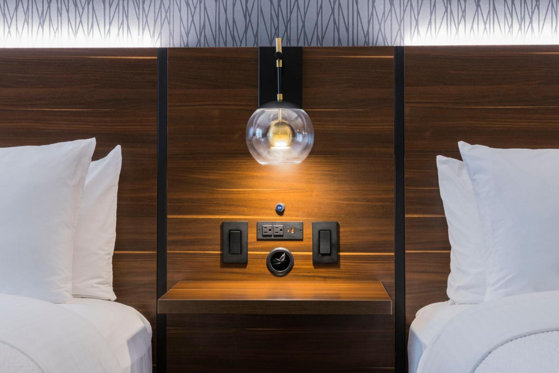 Four Points By Sheraton Columbus-Polaris Экстерьер фото