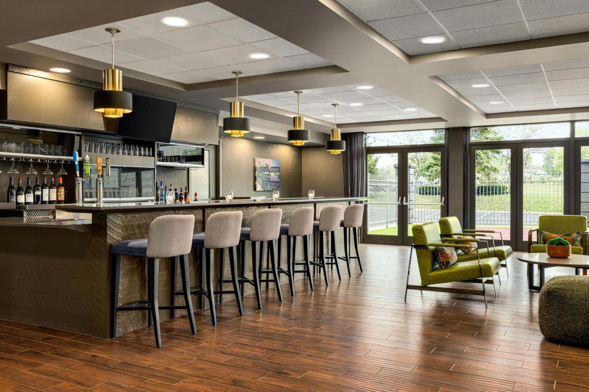 Four Points By Sheraton Columbus-Polaris Экстерьер фото