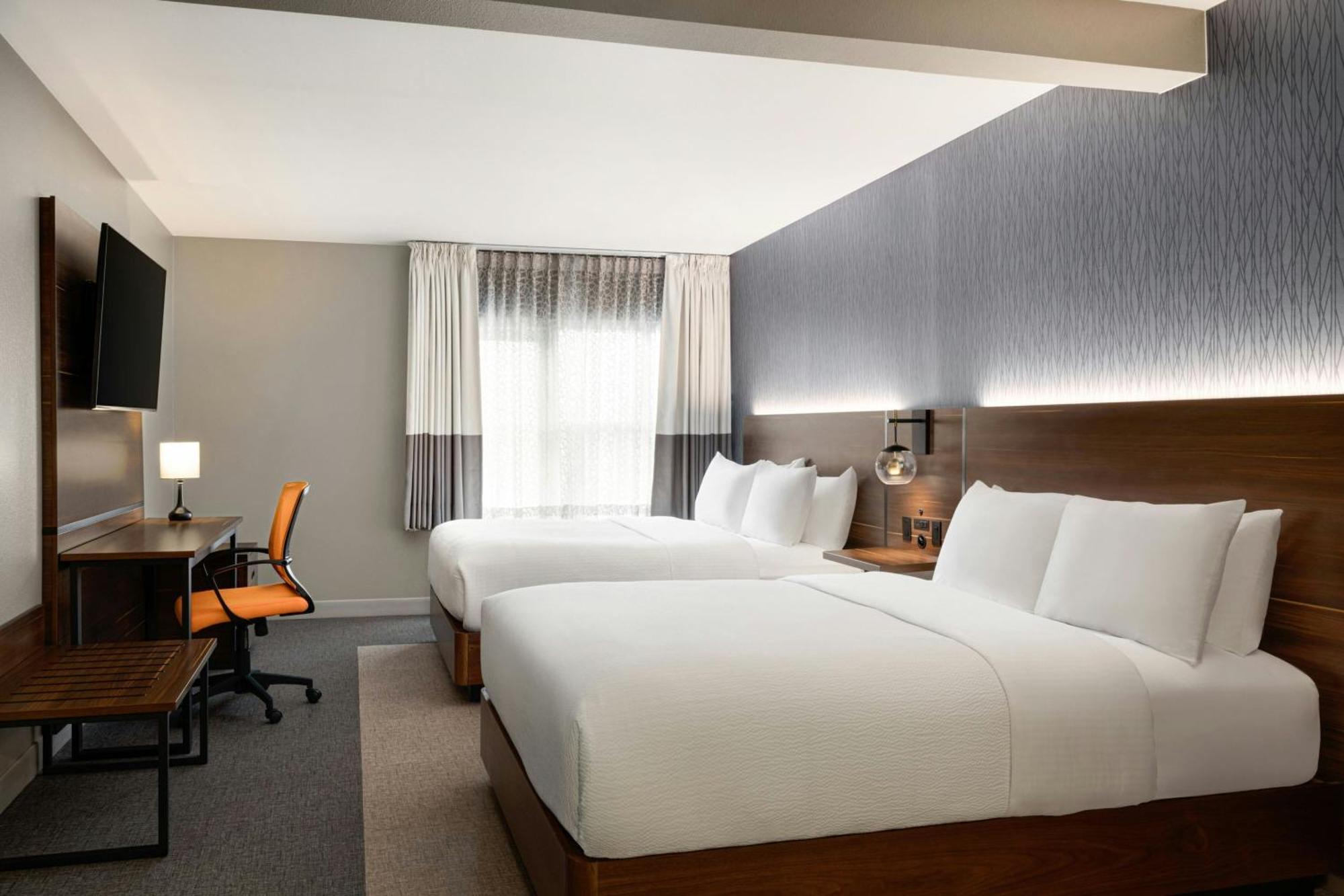 Four Points By Sheraton Columbus-Polaris Экстерьер фото